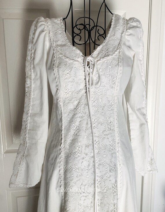 Vintage 70s Gunne Sax Corset Lace Up Crochet white Pr… - Gem