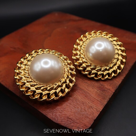 Vintage Signed Carolee Faux Pearl Round Clips On … - image 7