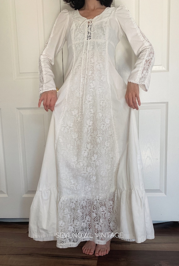 Vintage 70s Gunne Sax Corset Lace Up Crochet white Pr… - Gem