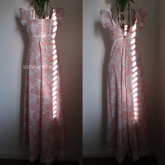 Vintage Pink Floral Pattern Empire style Dress 19… - image 1