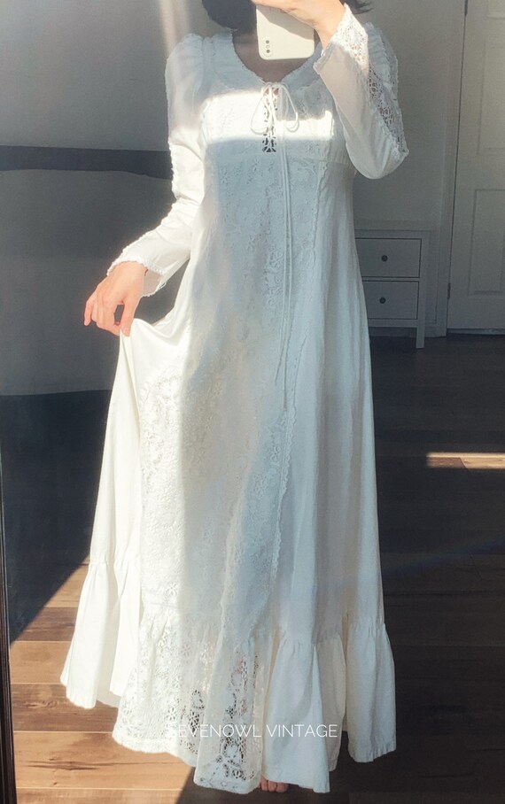 Vintage 70s Gunne Sax Corset Lace Up Crochet white Pr… - Gem