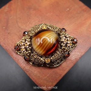 Vintage Unsigned West Germany Art Glass Cabochon Brooch