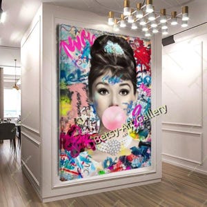 Graffiti Marilyn Monroe Blowing Bubble Gum Print on Canvas - Hollywood icon, Contemporary Artwork, Celebrity Portrait, Vibrant Home Decor