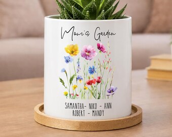 Mom Garden Pot, Personalized Planter for Mom, Mom Garden Gift, Mama Flower Pot Mothers Day Gift, Custom Plant Pot, Mom Gift from Daughter