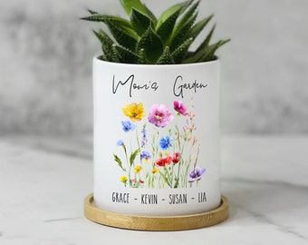 Mom Garden Pot, Personalized Planter for Mom, Mom Garden Gift, Mama Flower Pot Mothers Day Gift, Custom Plant Pot, Mom Gift from Daughter