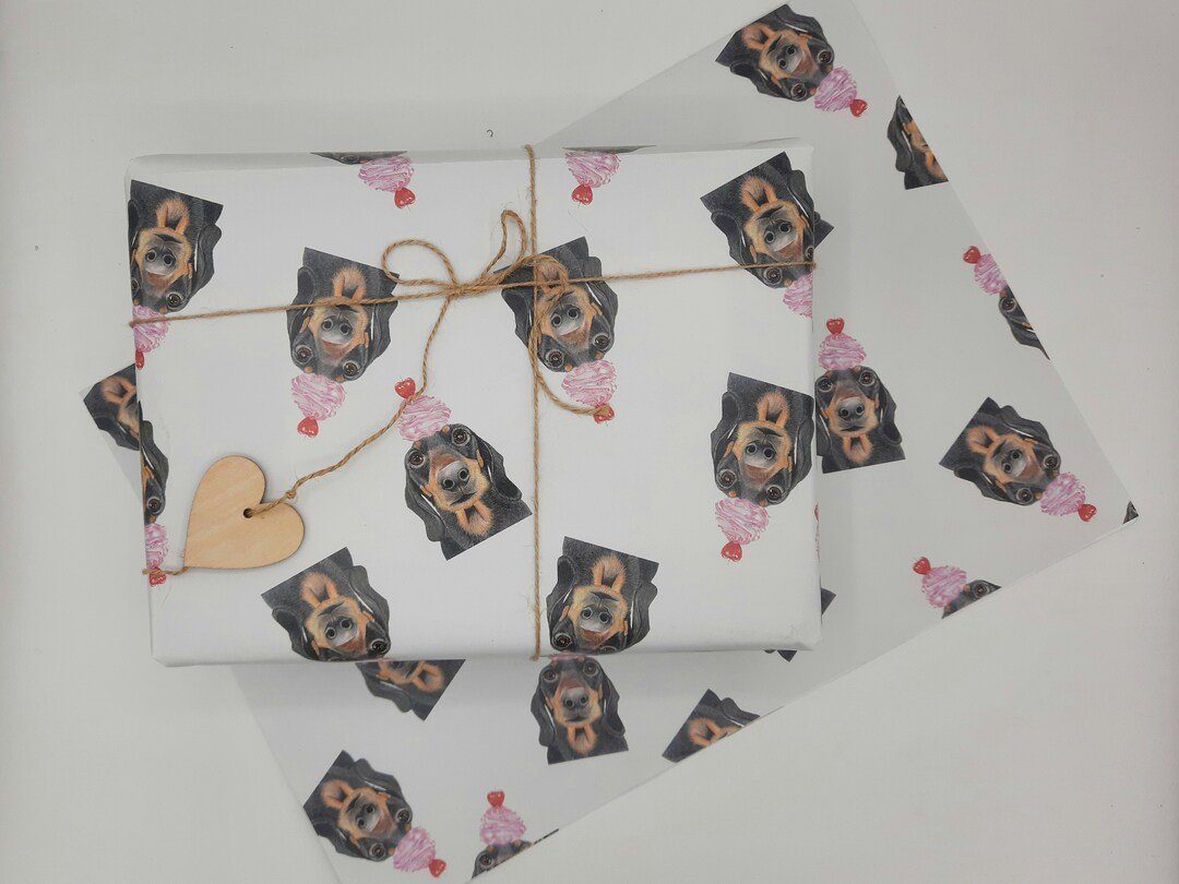 Wrapping Paper of George Decided to Become a Cupcake - Etsy UK