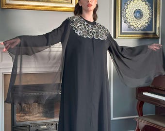 Abaya w niestandardowym rozmiarze z detalami z tiulu