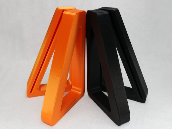 Stand on Desktop for 