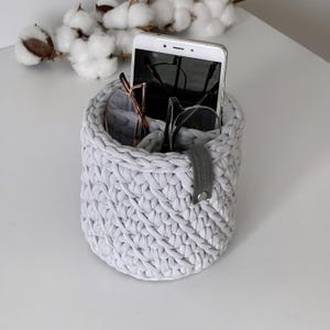 Porte-lunettes 3 compartiments, support de rangement pour lunettes souples, organiseur de chevet ou de bureau.