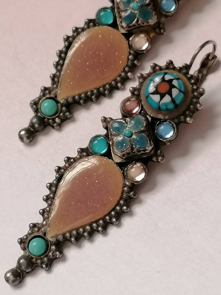 Gas jewelry shop sale