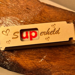 Super-herói |  Caixa de presente dupla |  Caixa de presente para barra de chocolate |  Caixa dupla como atenção |  Doce ideia de presente