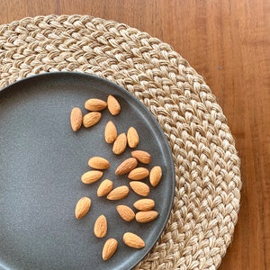 Round Placemat Sets Natural for Dining Table, Hand Braided 14inch, Sustainable dining decor, Heat Resistant Mat, Straw Braided Place Mats