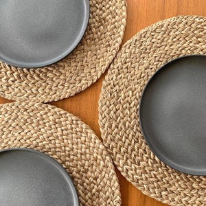 NATURAL CHARGER MAT set