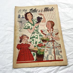 1940s - French fashion newspaper "Le Petit Echo de la Mode" with illustrations, articles and advertising - 1948