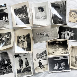 15 original vintage photos of children – 1920s - 1960s – Black & white and sepia snapshot lot