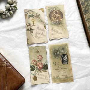 Jahrhundert - Französische Vintage Heilige Kommunionkarte - katholische Ephemera - religiöses Sammlerstück mit Blumenmustern und Goldkelch