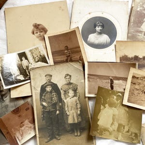 Década de 1910 - Historia de Jeanne - Un conjunto de fotografías antiguas se conservó entre los archivos personales de Jeanne.