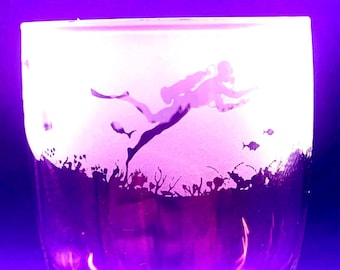 Hand Engraved Scuba Diver Pint Glass, Personalized Home Bar Gift