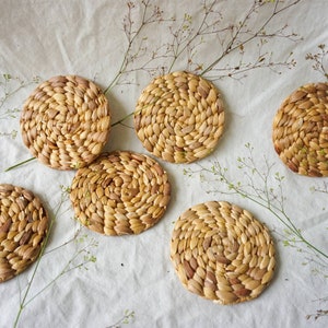 Round Water hyacinth coaster | round wicker coaster | natural woven cup coasters