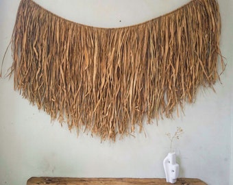 boho minimalist raffia wall hanging | simple elegance raffia art | farmhouse natural seagrass wall hanging