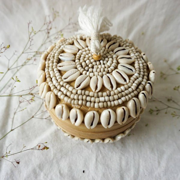 Balinese decoration basket | beaded sea shell basket | Balinese bamboo basket