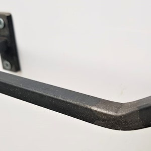 Porta rotolo di carta igienica in stile industriale in ferro battuto