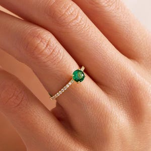 Solid Gold Emerald Solitaire Ring, 14k Round Cut Emerald Engagement Ring, Emerald Promise Ring, Green Gemstone Wedding Ring, Gift for Women