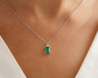 14k Gold Emerald Necklace, Dainty Emerald Necklace Women, Green Emerald Pendant, May Birthstone Necklace, Emerald Jewelry, Anniversary Gift
