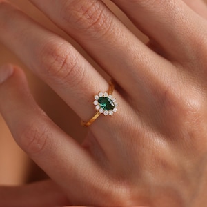 14k Oval Emerald Halo Ring, Solid Gold Emerald Engagement Ring, Christmas Gift Wedding Gift for Women, Mothers Day Gift, Gift for Grandma
