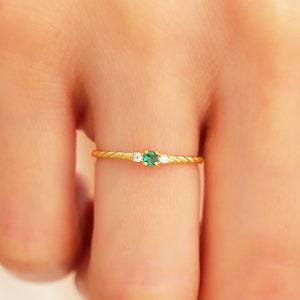14k Small Emerald Promise Ring Solid Gold, Dainty Emerald Ring Women, Emerald Wedding Ring for Women, Gold Emerald Ring, Emerald Jewelry 18k