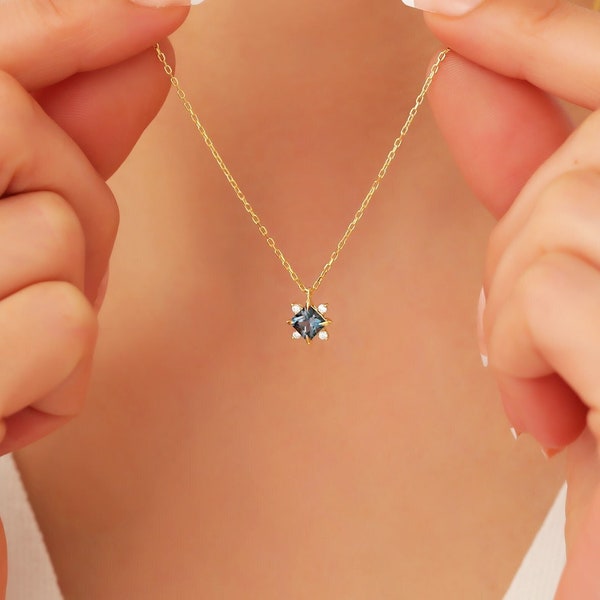 14k London Blue Topaz Necklace Gold, Blue Topaz Pendant White Gold, London Blue Topaz Jewelry Women, Blue Topaz Gift, Minimalist Necklace