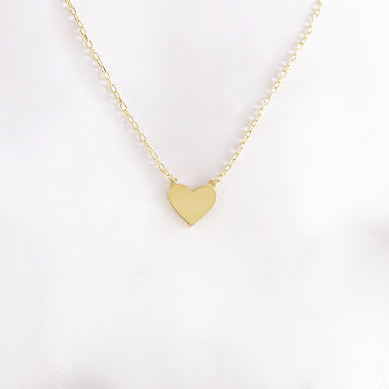 14k Minimalist Heart Necklace, Dainty Heart Pendant Solid Gold, Tiny Heart Pendant, Gold Love Pendant, Gift for Lover, Gift for Women image 7
