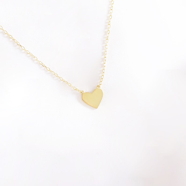 14k Minimalist Heart Necklace, Dainty Heart Pendant Solid Gold, Tiny Heart Pendant, Gold Love Pendant, Gift for Lover, Gift for Women image 9