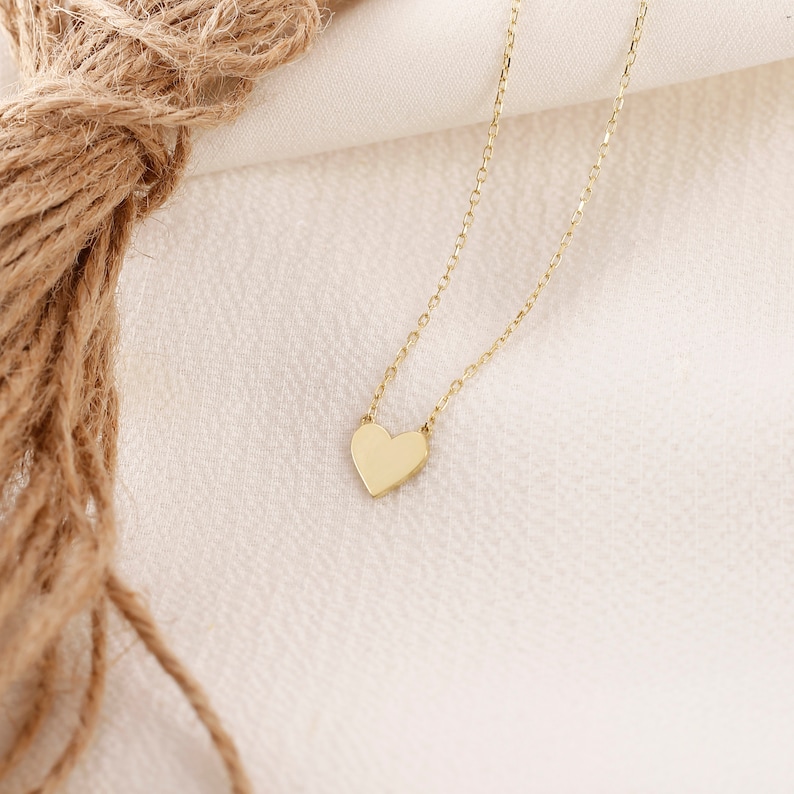14k Minimalist Heart Necklace, Dainty Heart Pendant Solid Gold, Tiny Heart Pendant, Gold Love Pendant, Gift for Lover, Gift for Women image 4