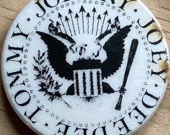 Original Vintage 1970's Ramones Pin/Button/Badge Rare