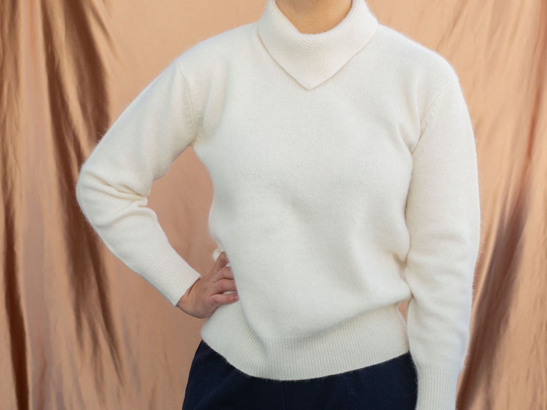 Emreco Clothing Emreco Ladies Jumpers V Neck Emreco Cardigan