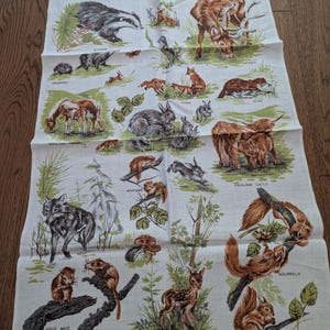 Vintage 70’s Irish Wildlife Linen Tea Towel, Retro Material New Old Stock