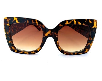 Vintage 60’s Sunglasses, Vintage Sunnies, 60s style Sunglasses, Retro Oversized Sunglasses, Retro shades, vintage tortoise shell sunglasses