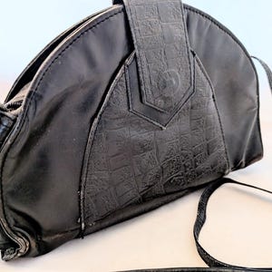 Vintage Crocodile Print shoulder Bag, 80&#39;s Croc Classic Black Leather Strap Bag