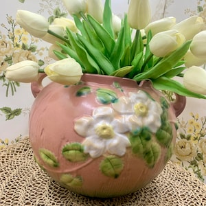 Extra large Roseville white rose vase jardiniere excellent condition 7.5” tall 388-7
