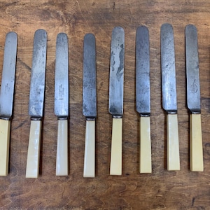 Vintage Sheffield Stahl Tafelmesser mit Bakelite Griff aus dem frühen 20