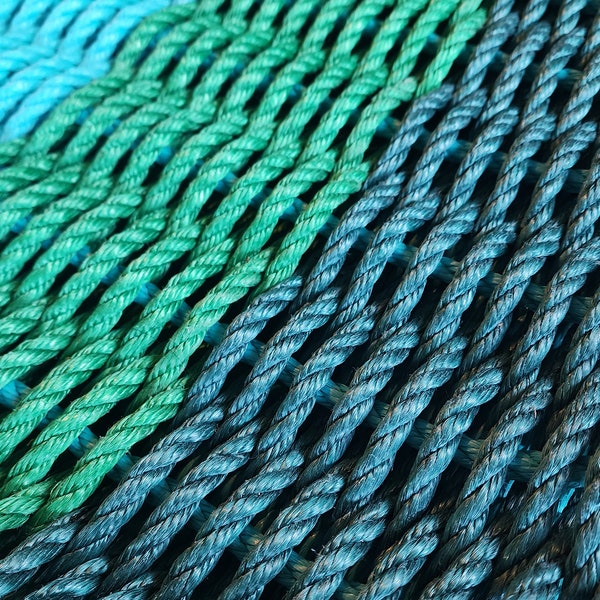 Green Ombre Rope Mat made with Lobster Rope, Hunter Green, Green Teal