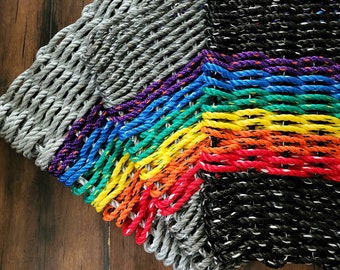 Rainbow Rope Mat made with Lobster Rope --With Border Color