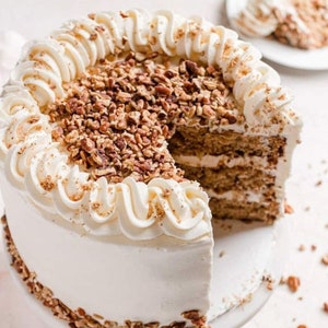 Hummingbird Cake 6"