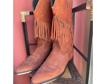 Women's fringe cowboy boots sz 5.5