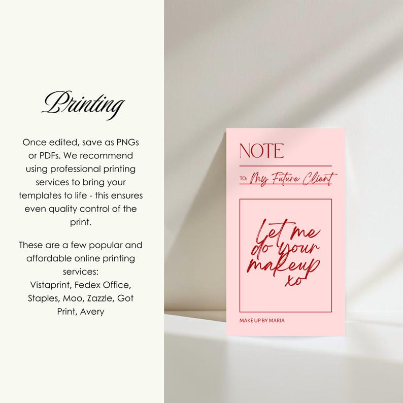 Może przedstawiać: R&oacute;żowa notatka z tekstem "NOTE TO: My Future Client" i "Let me do your makeup xo" w czerwonym skrypcie. Karta zawiera r&oacute;wnież "MAKE UP BY MARIA" na dole.