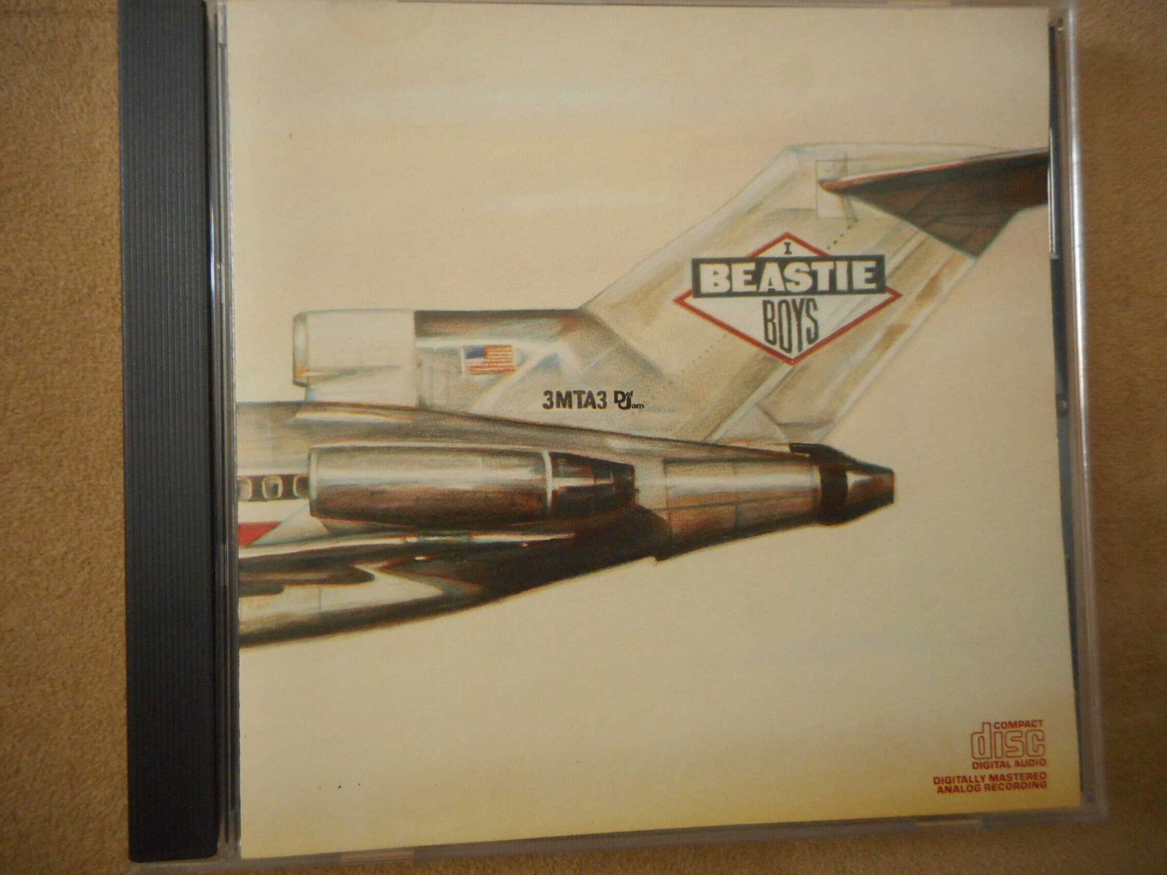 ビースティ・ボーイズ BEASTIE BOYS / ライセンスト・トゥ・イル