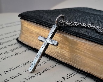 STRUKTURIERTE KREUZ-HALSKETTE, 2,9 cm x 13 mm, sehr kleines Kreuz aus Sterlingsilber