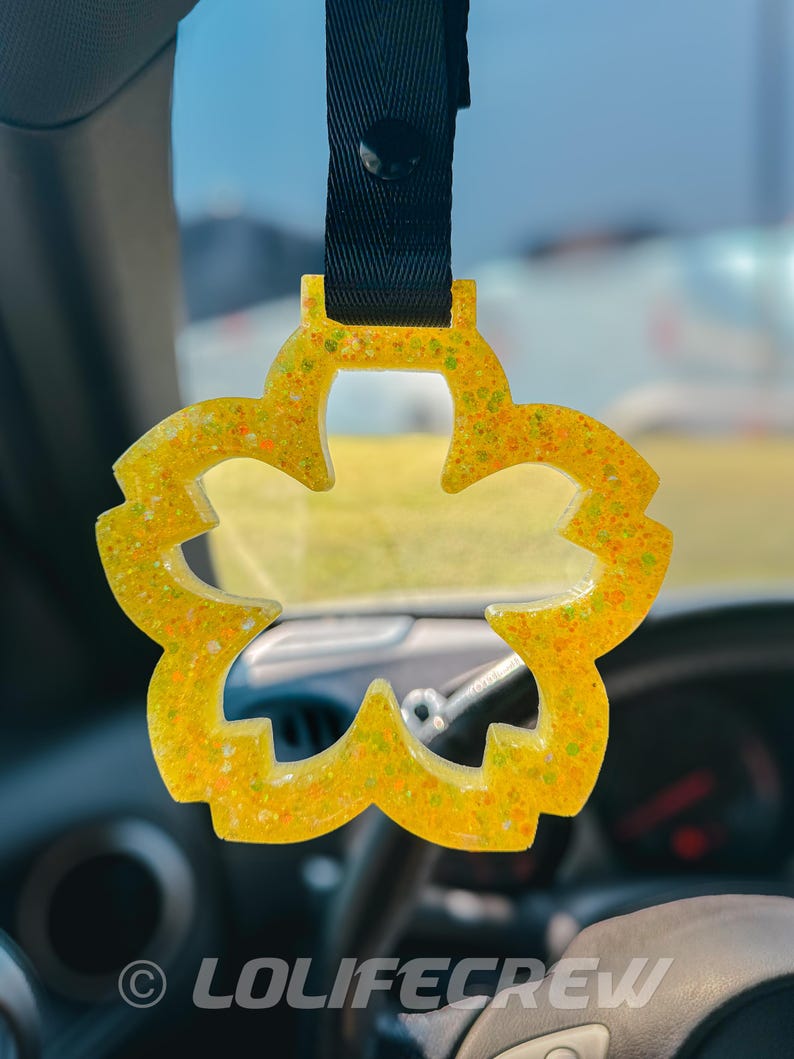Opal Sakura Tsurikawa Yellow Opal