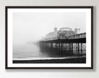 Brighton Pier Print, schwarz und weiß A3 Risograph, Brighton Palace Pier, Limited Edition Film Fotografie Druck